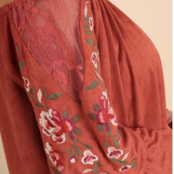 Umgee Off Shoulder Bell Sleeve Boho Top Faux Suede - Picture 3 of 3